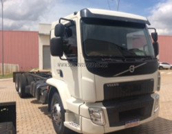 VOLVO VM 330 6x2 (E5)